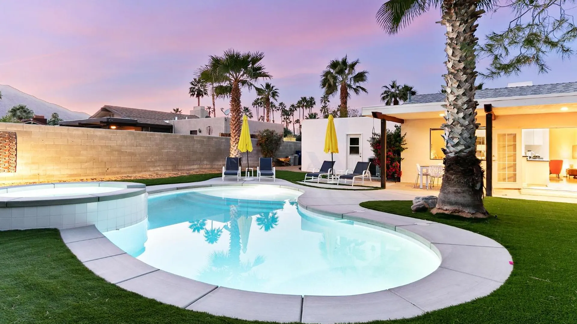 Dreamville Palm Springs - Pool, Hot Tub And Mtn Views Casa de Férias
