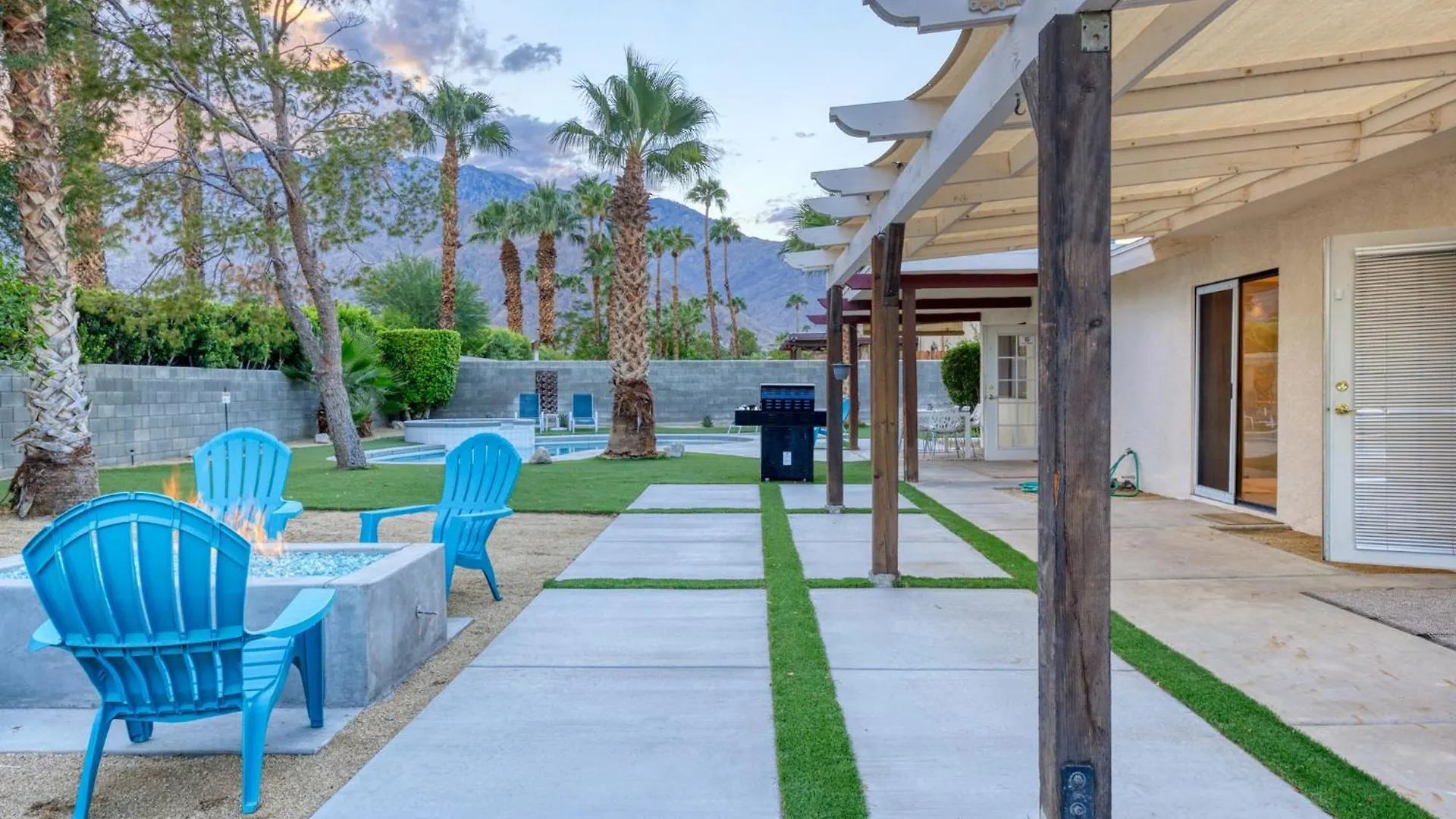 Dreamville Palm Springs - Pool, Hot Tub And Mtn Views Casa de Férias